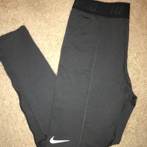 Women’s Nike leggings